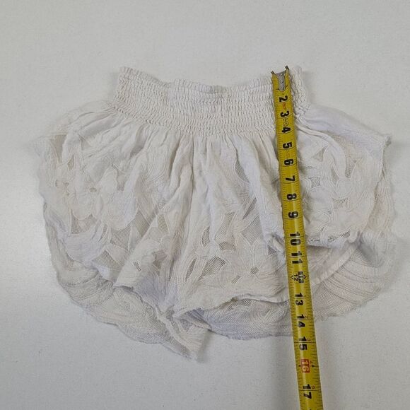 Free People Ivory Floral Lace Shorts Womens Size XS - Picture 6 of 12